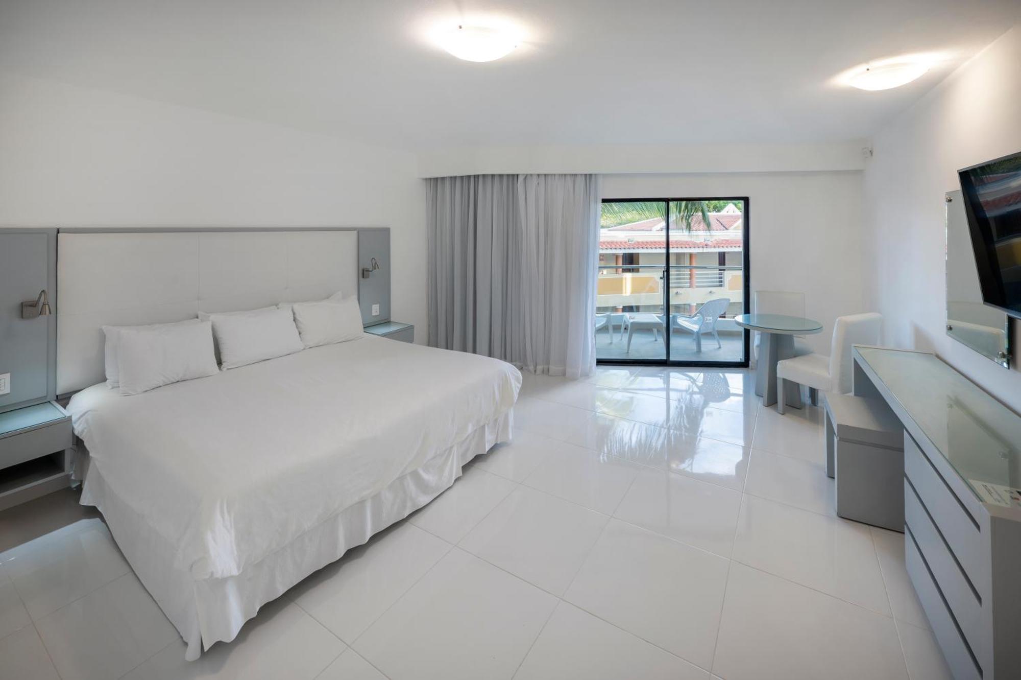Viva Dominicus Beach By Wyndham, A Trademark All Inclusive Bayahibe Exterior photo